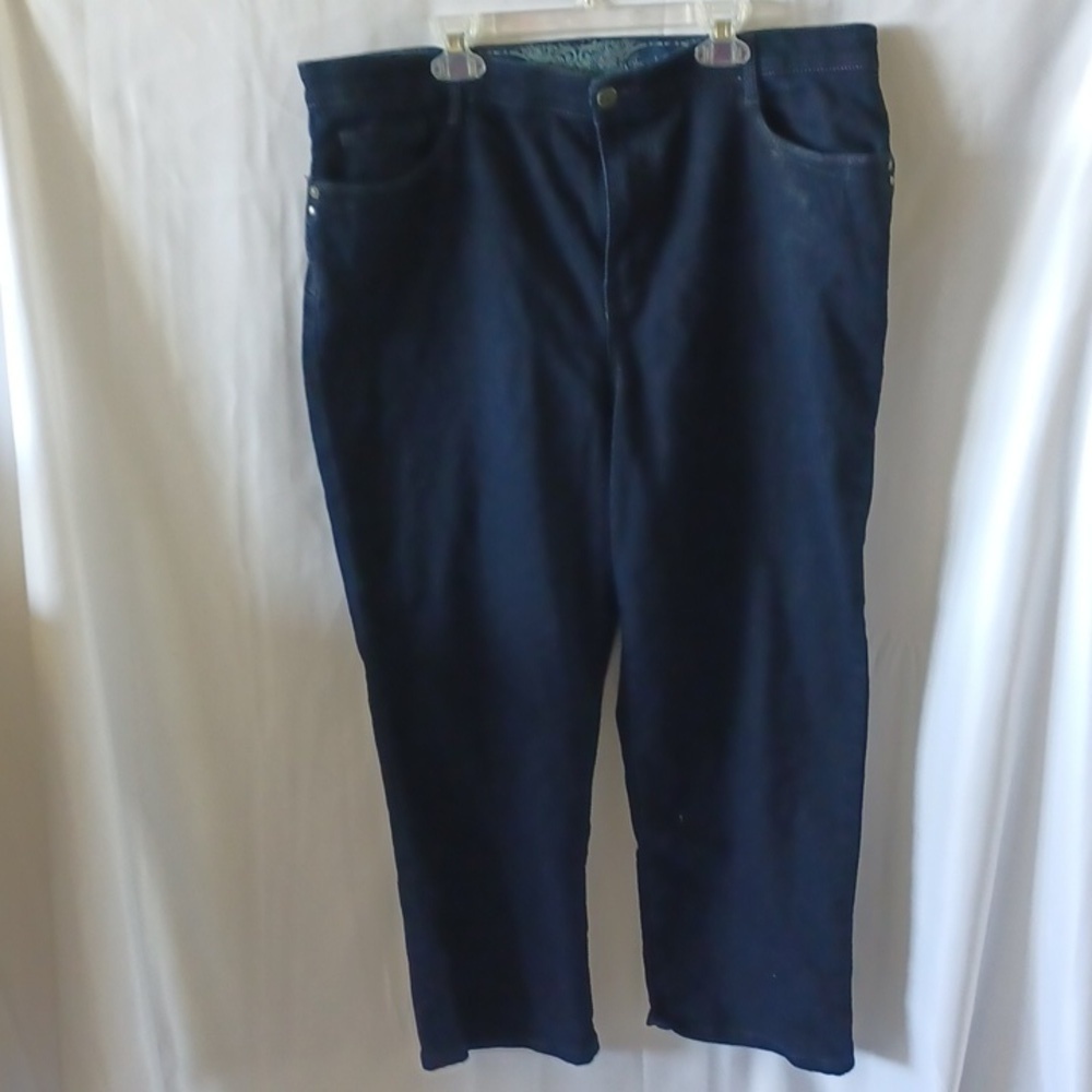 Gloria Vanderbilt crop jeans size 16, stretchy, 32" waist,  13" rise, 21" inseam